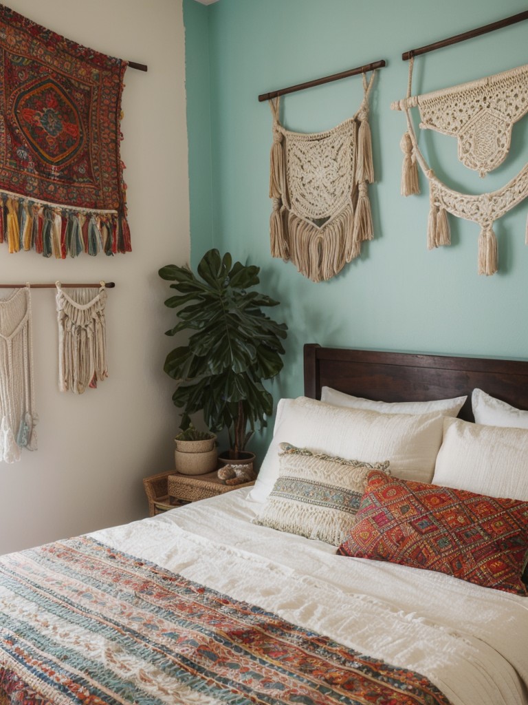 Boho Vibes: Vintage-Inspired Decor for a Free-Spirited Bedroom