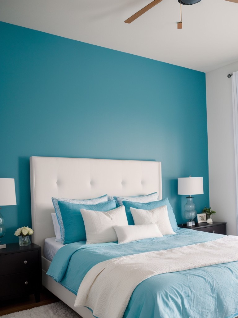 Make a Splash with Blue Bedroom Ideas: Vibrant and Energizing Apartment Inspiration!